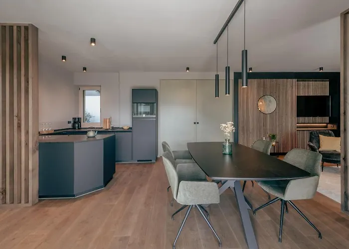 La Libella - #5 - La Terrazza Mit Privatem Pool * Merano