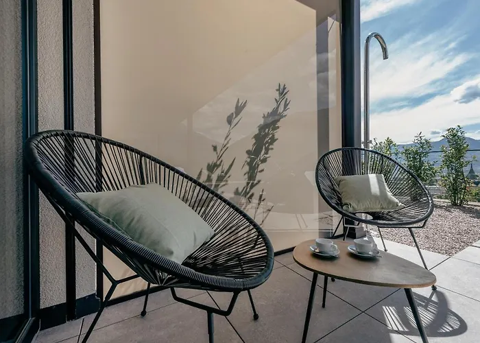 Appartamento La Libella - #5 - La Terrazza Mit Privatem Pool Merano