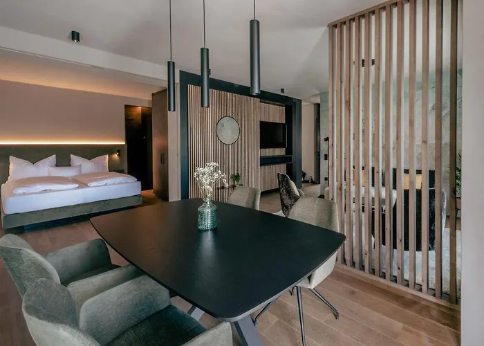 La Libella - #5 - La Terrazza Mit Privatem Pool Apartment Merano